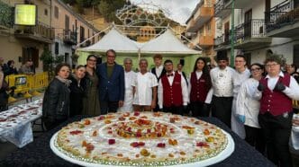 Opuntia Ficus Indica Fest, grande successo per la XXIV edizione 1 Sagra Ficodindia Opuntia Ficus Indica Fest, grande successo per la XXIV edizione