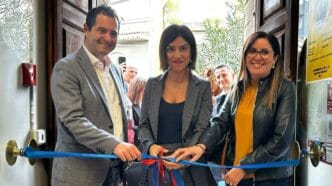 Biblioteca comunale Biblioteca comunale di Gela, tagliato il nastro rosso dopo anni di chiusura