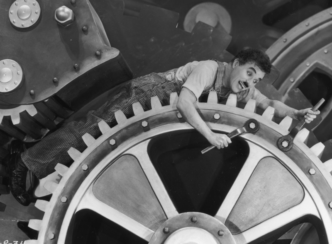cop cha Charlie Chaplin: il Natale del 1977 porta via un'icona del cinema