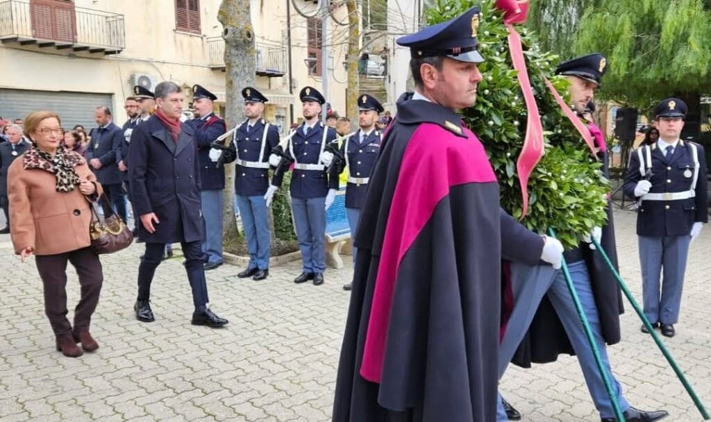 5 Sutera onora la Polizia di Stato in memoria di Calogero Zucchetto
