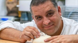 Lagana La vera focaccia messinese in onda su La7 con il maestro panettiere Laganà