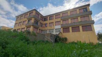 scuola Aggressione a scuola: due maestre picchiate dai genitori di un'alunna a Catania