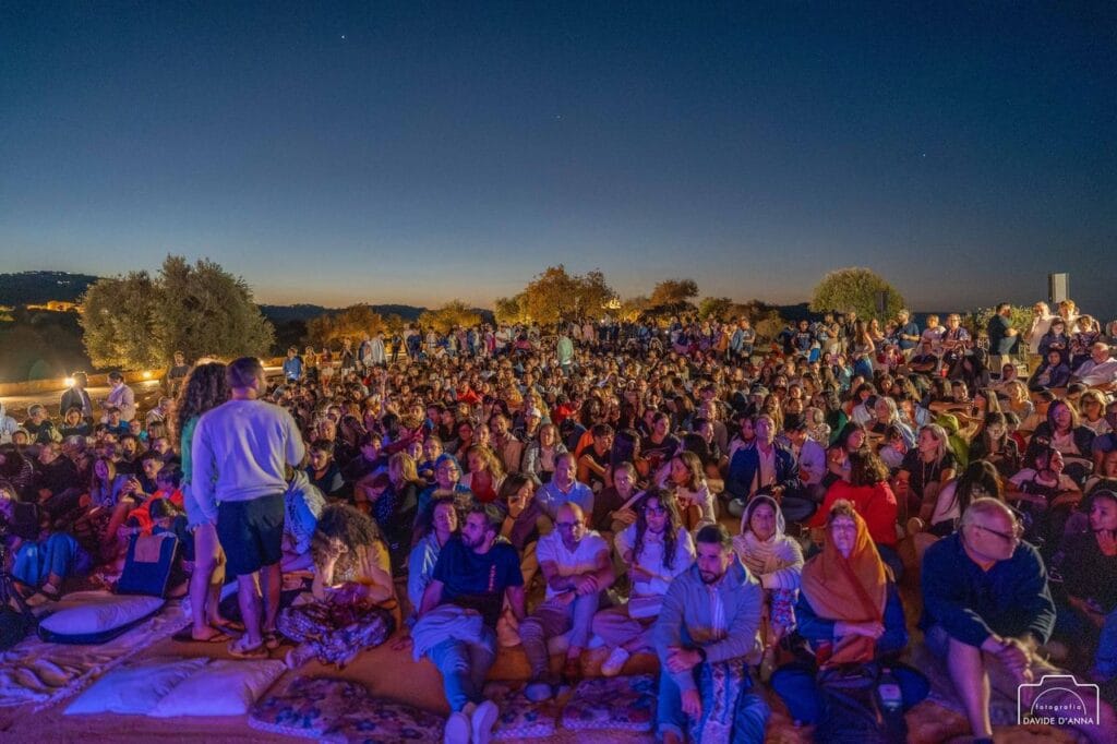 AJEZFrrQ “Il Risveglio degli Dei”: quando l’alba diventa magia nella Valle dei Templi