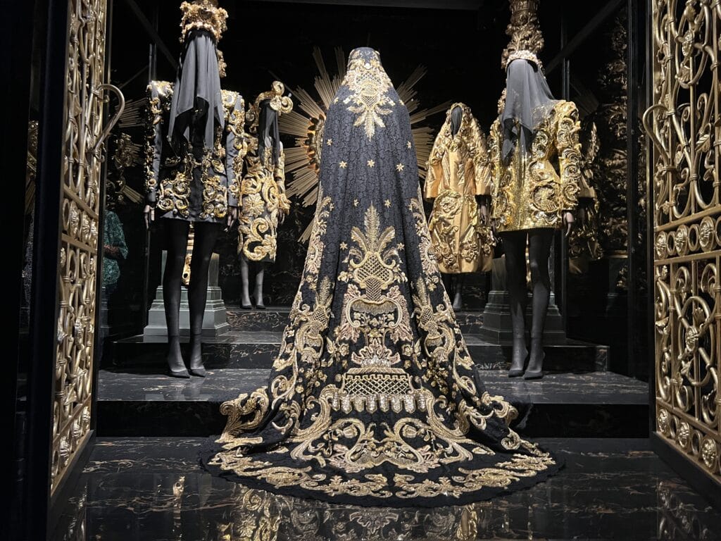 IMG 8986 “Dal Cuore alle Mani”: la grande bellezza di Dolce&Gabbana seduce la Capitale