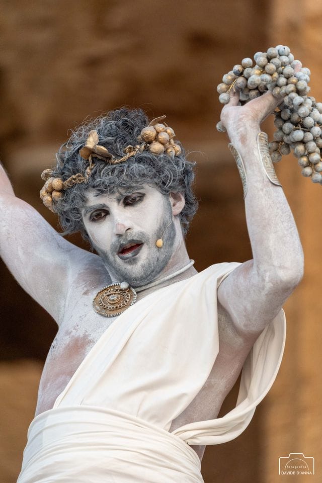 UUOU1F6g “Il Risveglio degli Dei”: quando l’alba diventa magia nella Valle dei Templi