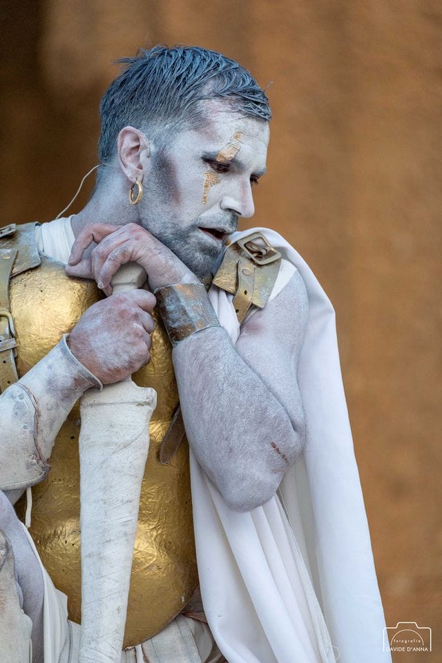 vlqv27sw “Il Risveglio degli Dei”: quando l’alba diventa magia nella Valle dei Templi