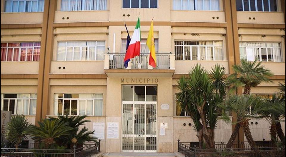 Riesi, consiglio comunale approva bilancio consolidato e variazioni al previsionale 2025-2027