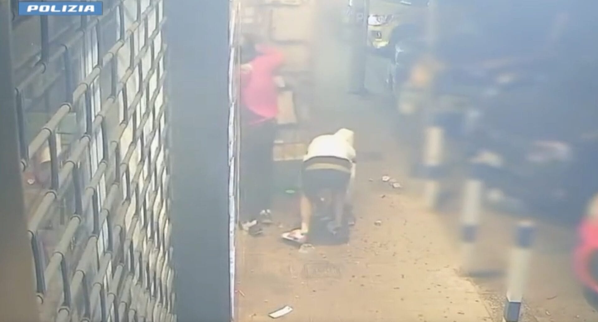 furto aggravato in concorso e detenzione di materiale esplodente