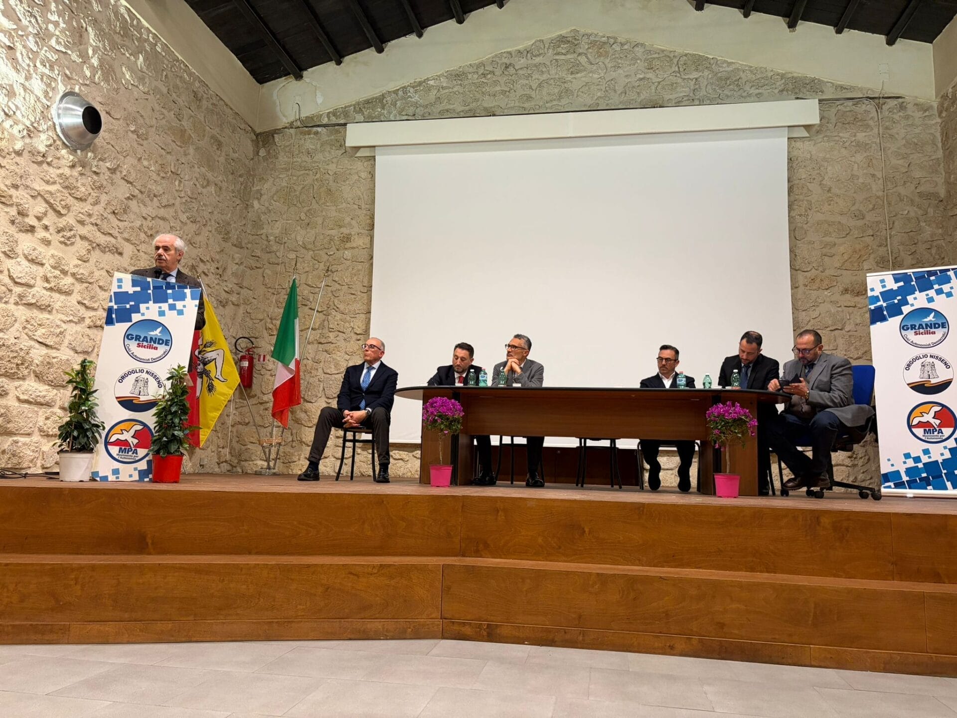 “Sicilia pulita & Energia solidale”: a Caltanissetta il confronto su ambiente, sviluppo e autonomia