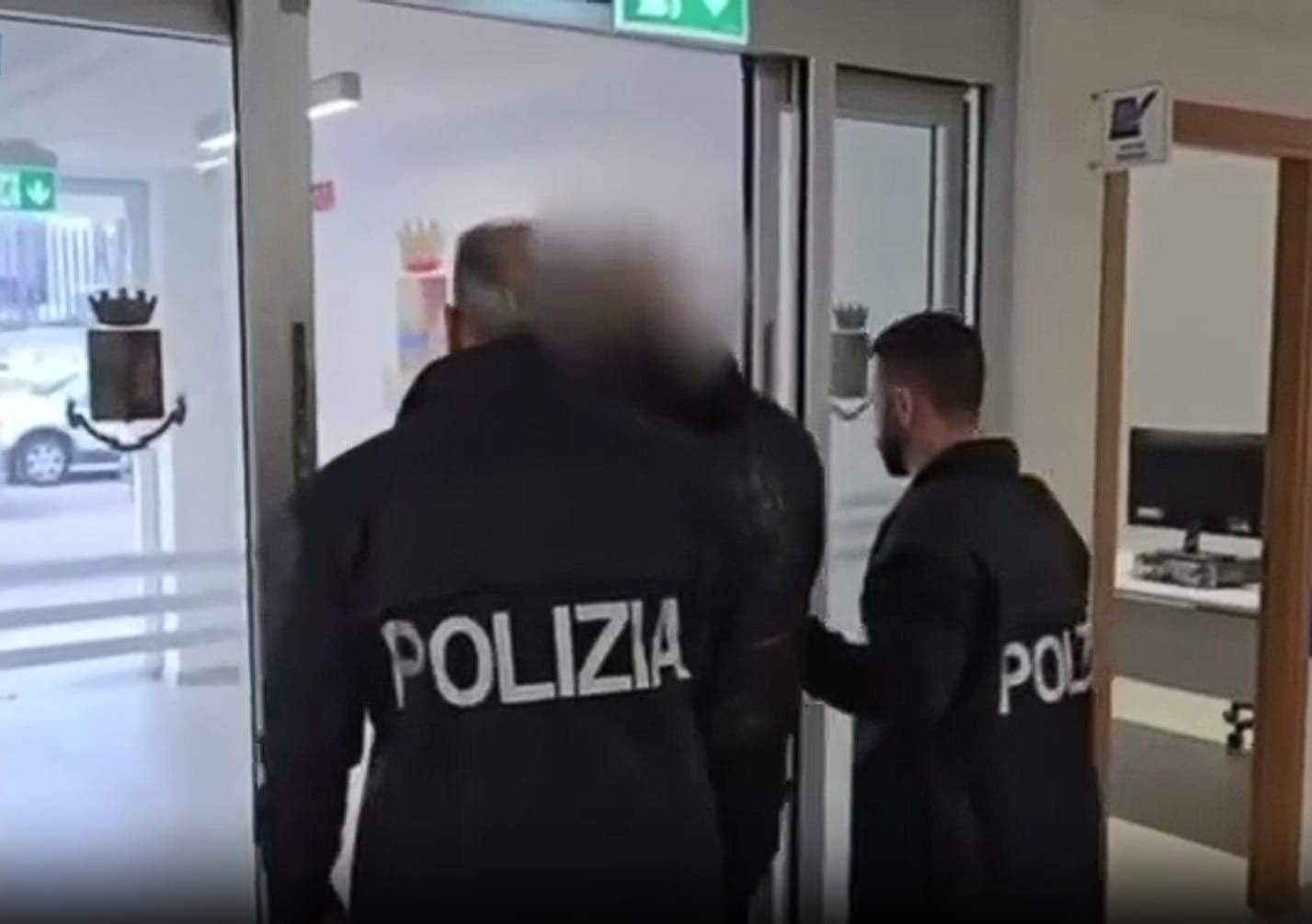2 Catania, laboratorio di marijuana adulterata e documenti falsi: arrestato un 38enne ricercato in Europa