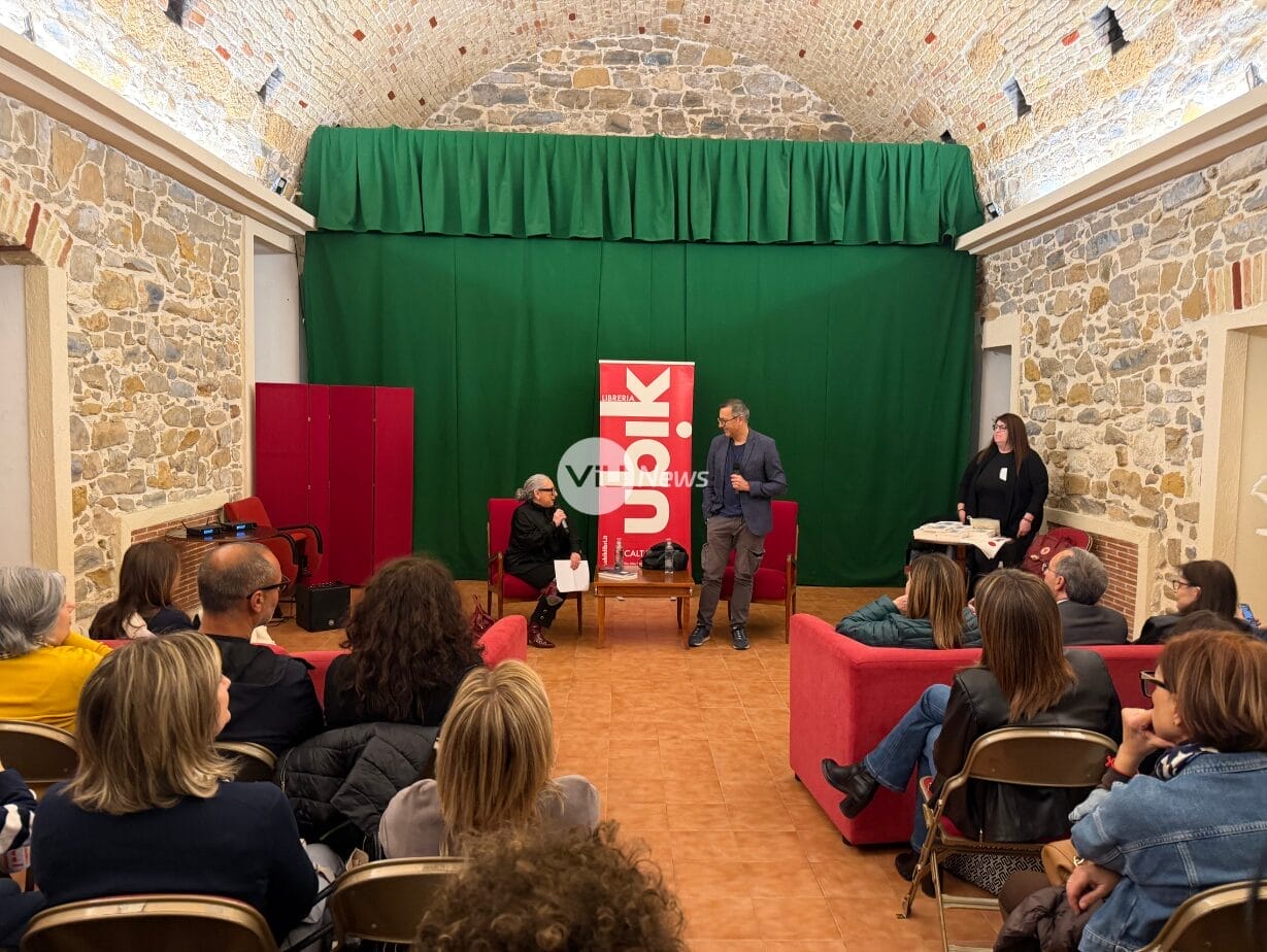 21 Storie dimenticate di emigrazione: Luca Bianchini presenta a Caltanissetta “Le ragazze di Tunisi”