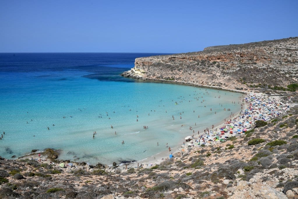 8b48eff0b3d03cea3e86c08e03dc8e388888710d Lampedusa sui francobolli dedicati alle bellezze naturali italiane