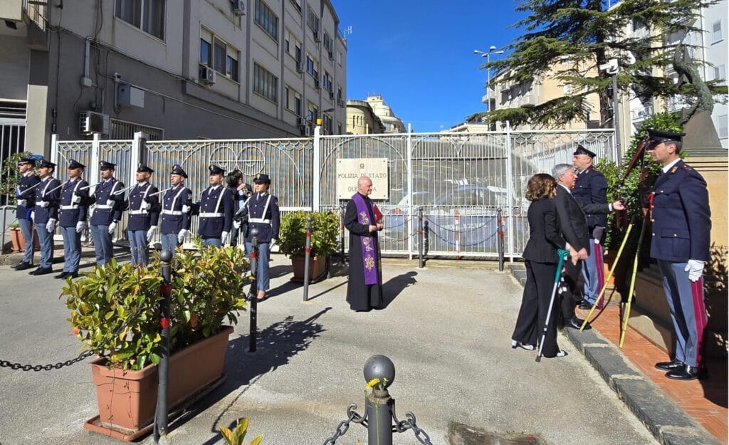 Converted File 1 Caltanissetta. 174° Anniversario della Fondazione della Polizia di Stato: la cerimonia al Teatro Margherita