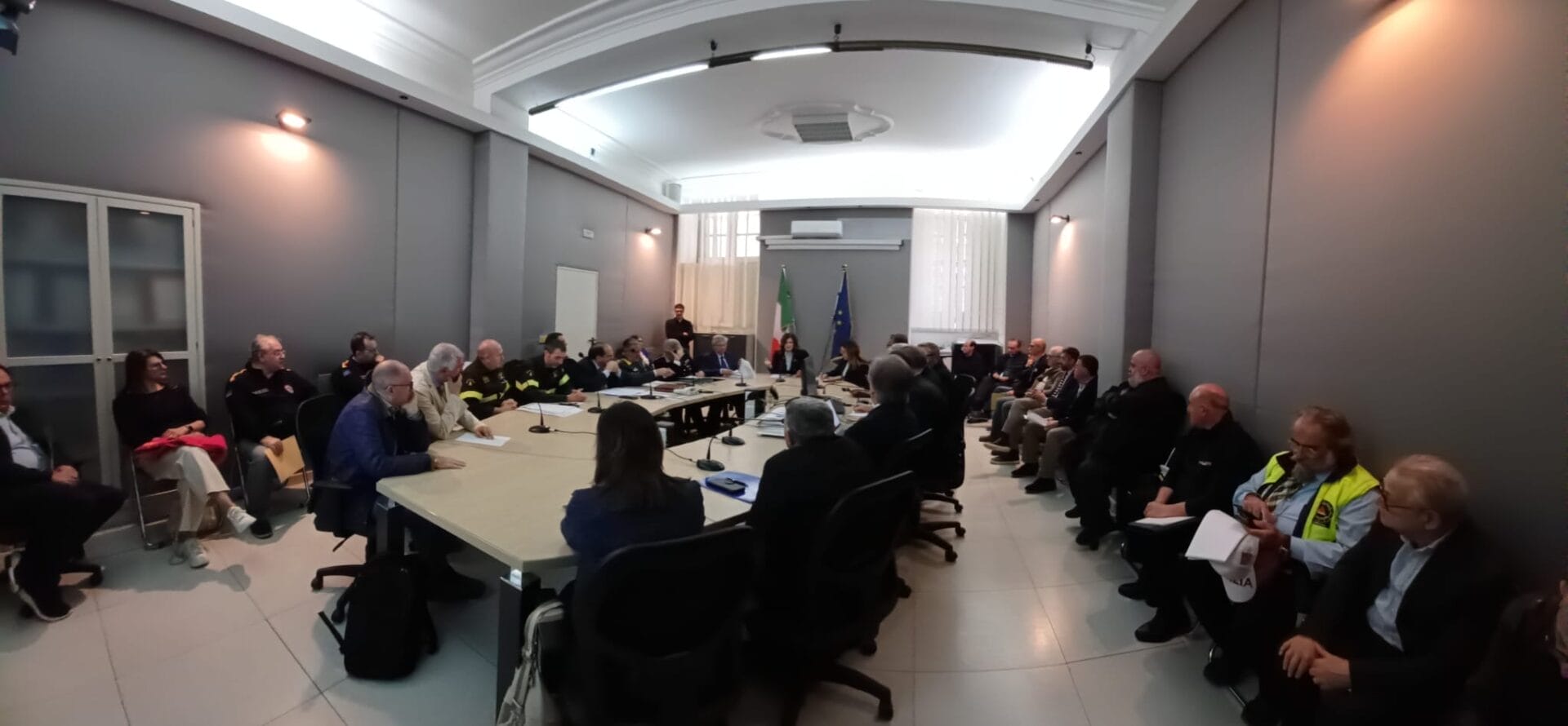 FOTO1 Caltanissetta. Rischio incendi, parte il coordinamento della Prefettura per il piano di prevenzione