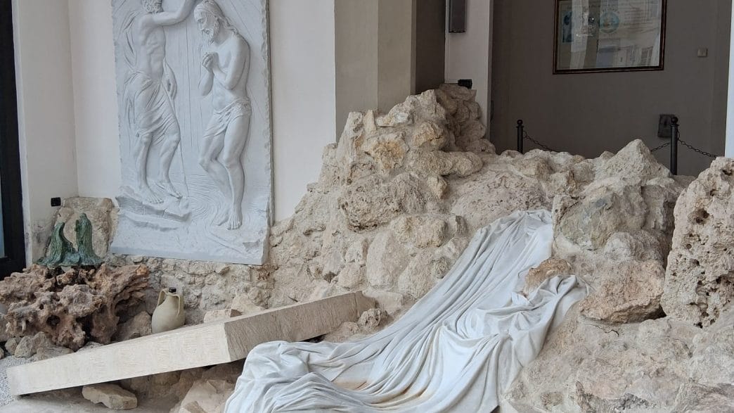 foto2 Il respiro della pietra: i 25 anni del battistero di San Pietro a Caltanissetta di Onofrio La Leggia