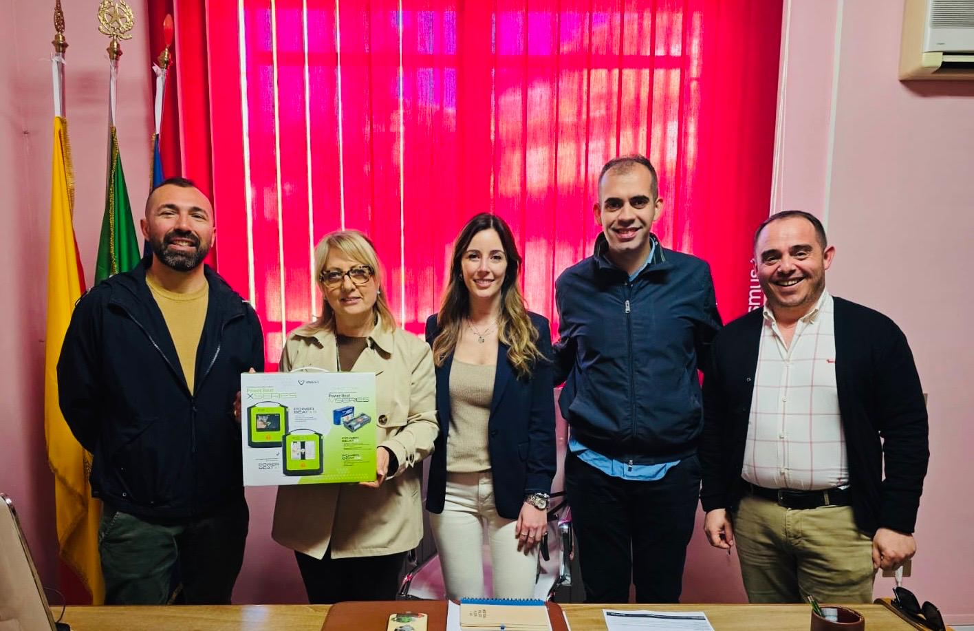 Riesi, defibrillatori nelle scuole e negli impianti sportivi