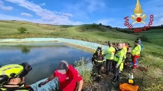Vigili del Fuoco laghetto Enna Calascibetta, 65enne cade in un laghetto artificiale: inutili i soccorsi